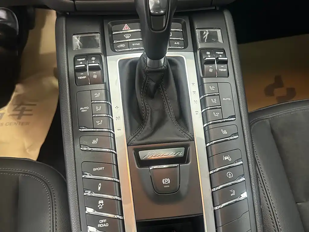 Macan 2018 2.0T