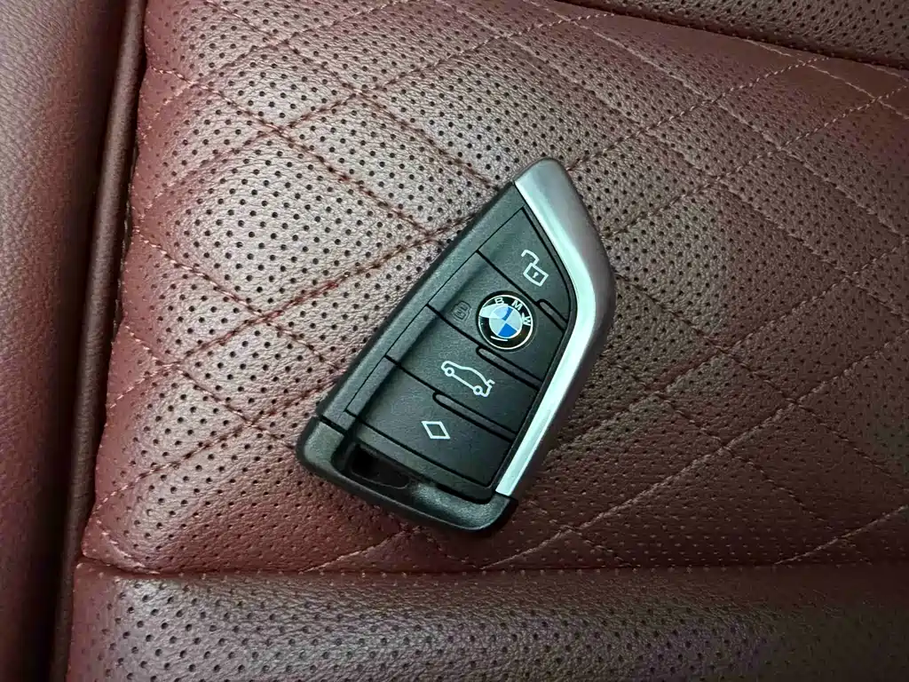 BMW 3 Series 2023 325Li M Sport Package