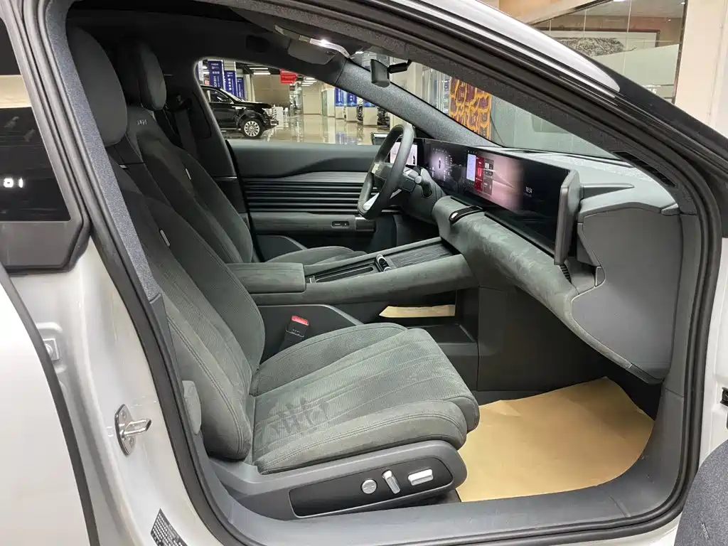 Audi E5 Sportback 2026 model Flagship quattro edition