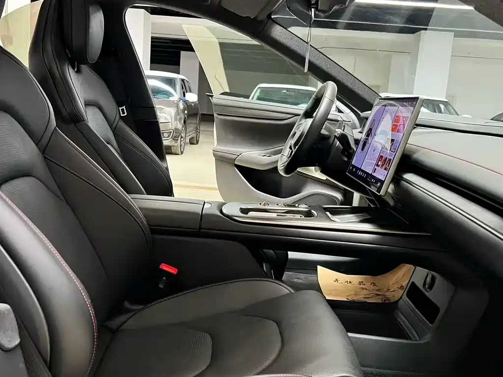 Xiaomi SU7 2024 Edition Rear-wheel Drive Long-range Intelligent Driving Version