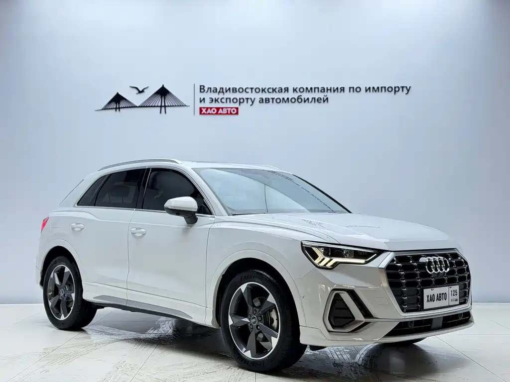 Audi Q3 2023 35 TFSI Sporty Dynamic Edition (1.4T)
