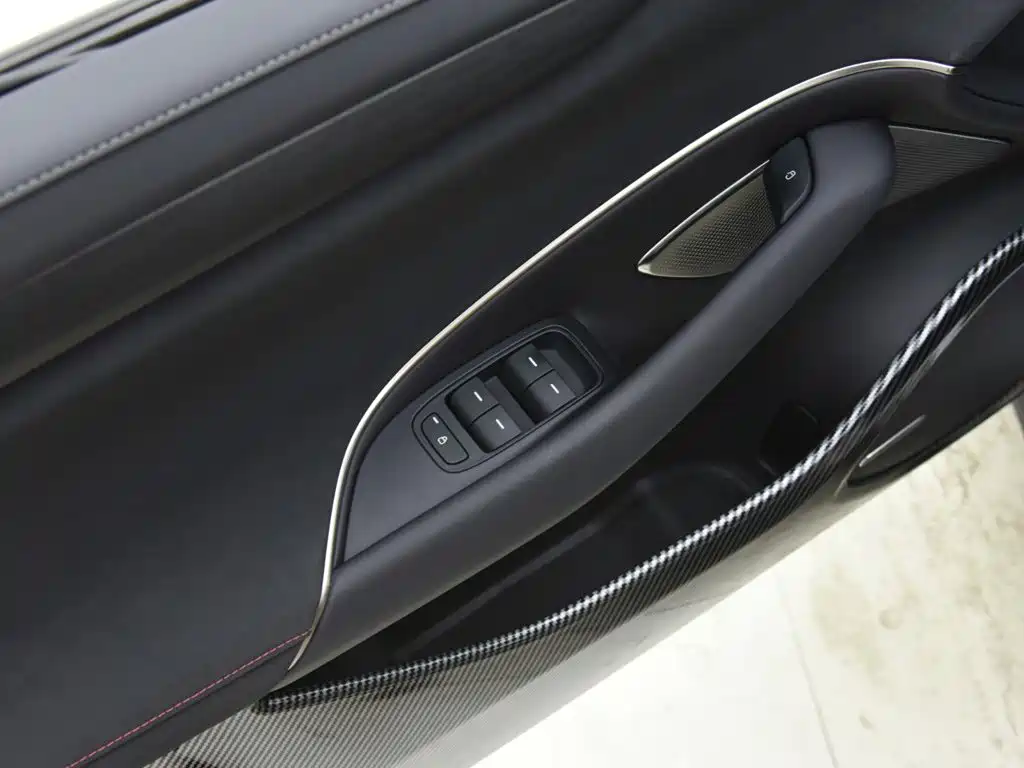 Xiaomi SU7 2024 Model Four-Wheel Drive Ultra-Long Range High-End Smart Driving Max Edition