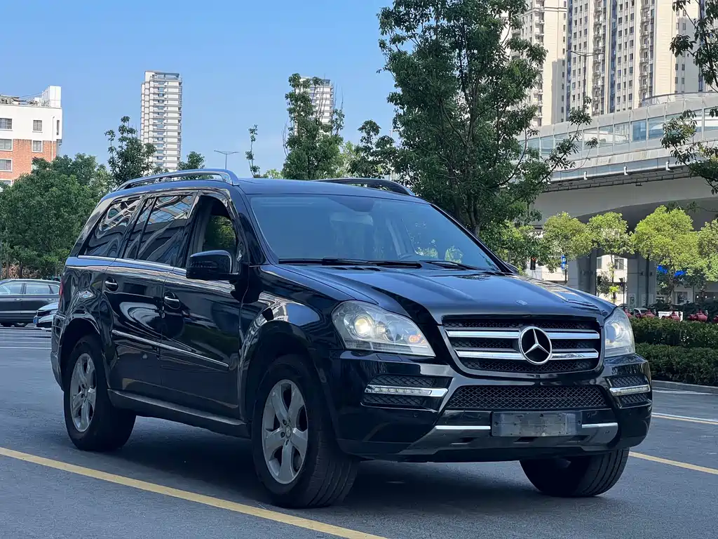Mercedes GL Class 2011 GL 450 4MATIC Premium Edition