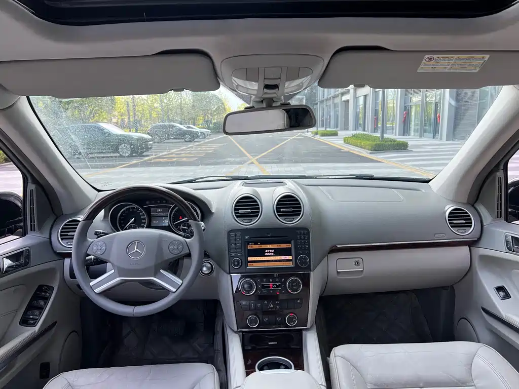 Mercedes GL Class 2011 GL 450 4MATIC Premium Edition