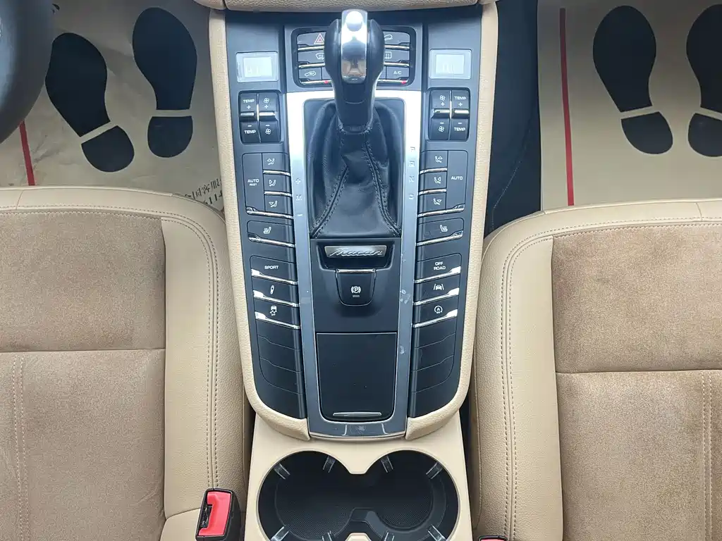 Macan 2.0T 2017