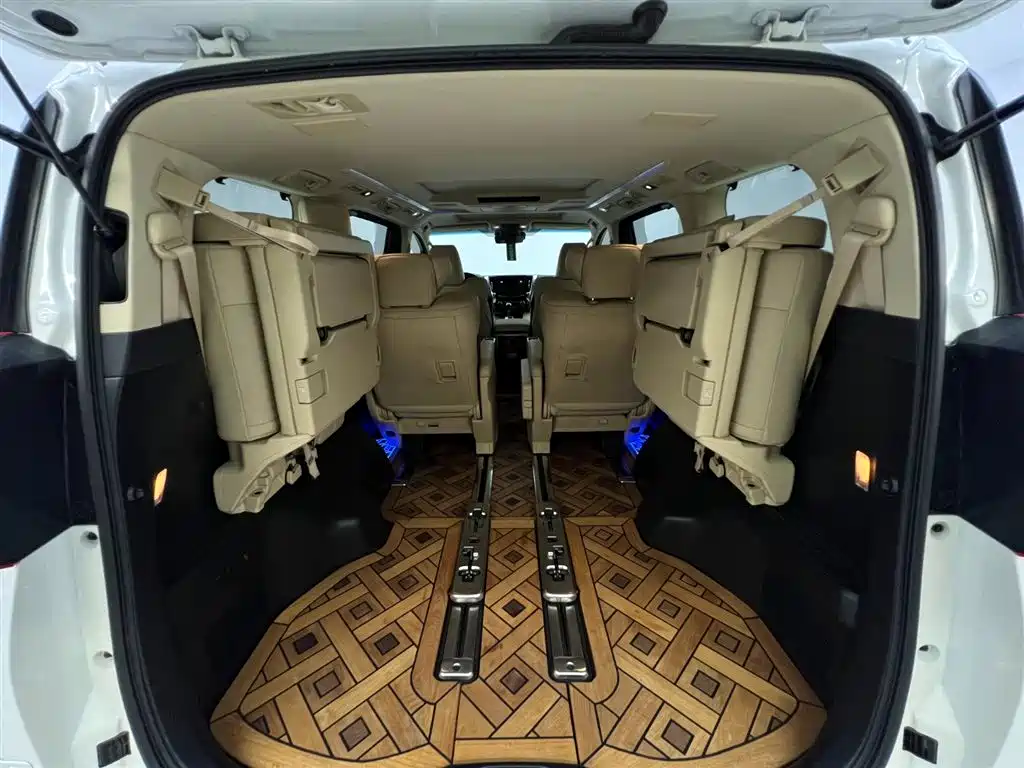 Alphard 2021款 Hybrid 2.5L Luxury Edition