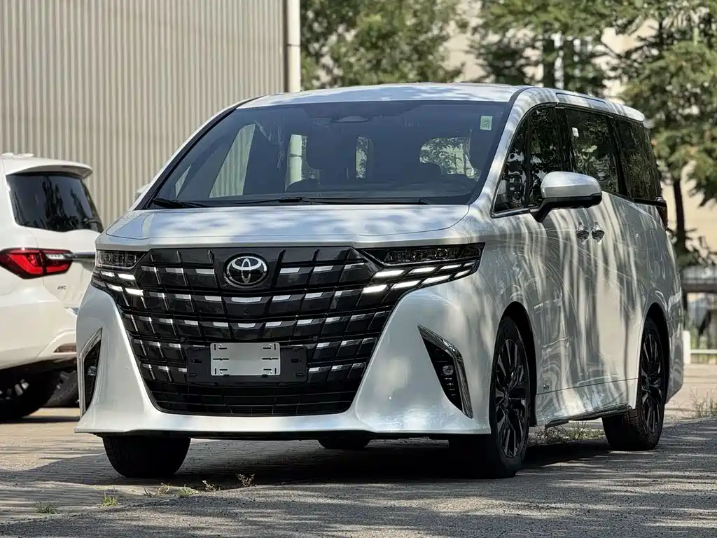 Alphard 2025款 Hybrid 2.5L Premium Gold Edition