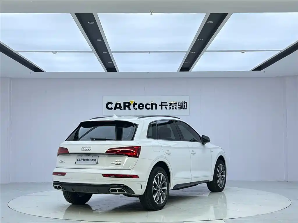 Audi Q5L 2023 40T Premium Dynamic Edition