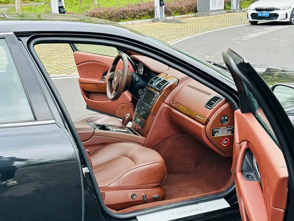 President 2010 4.2L Elite Edition