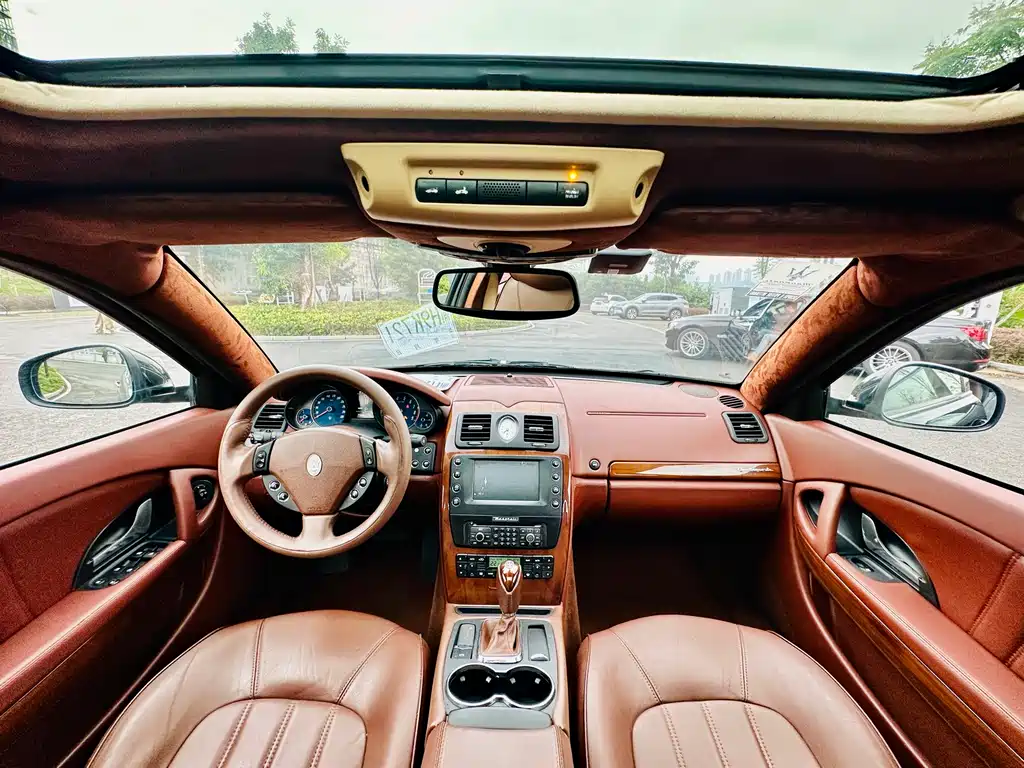 President 2010 4.2L Elite Edition