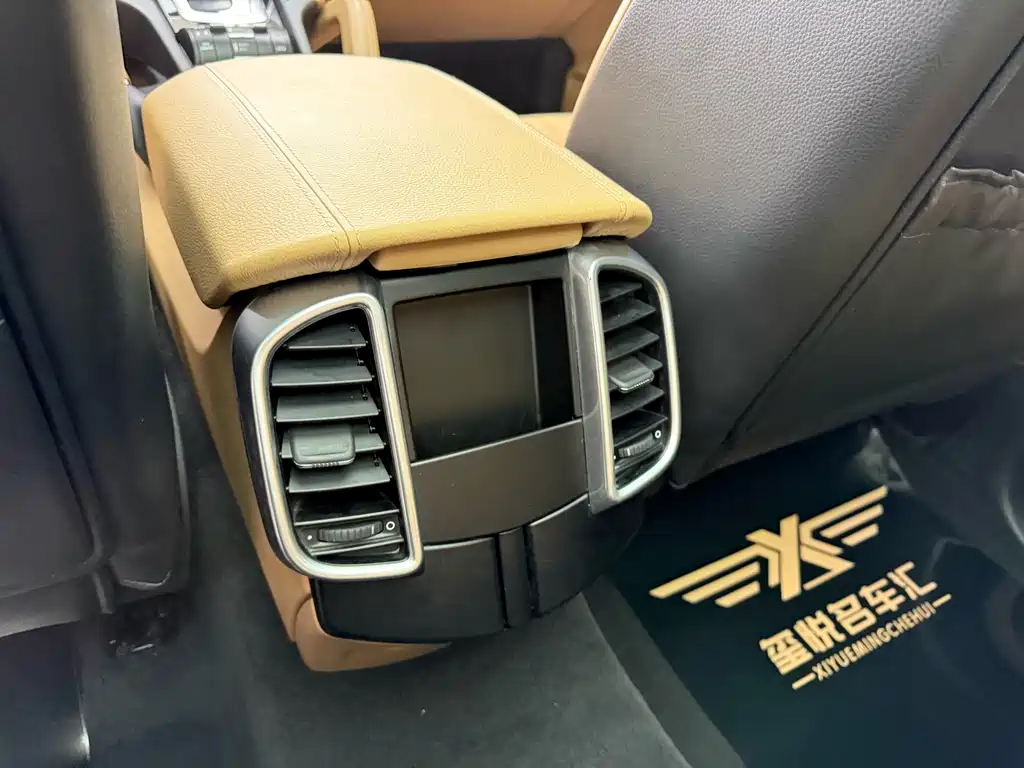 Cayenne 2016 3.0T China Specification