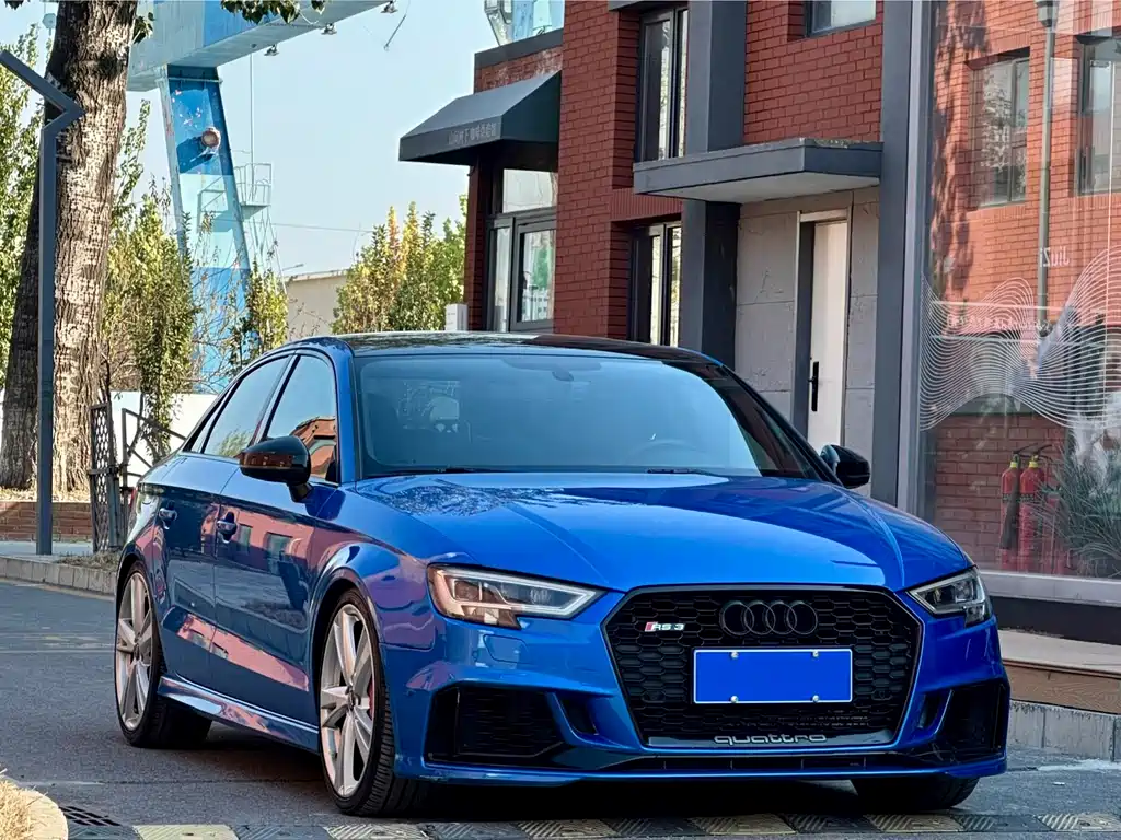 Audi RS 3 2017 model RS 3 2.5T Limousine