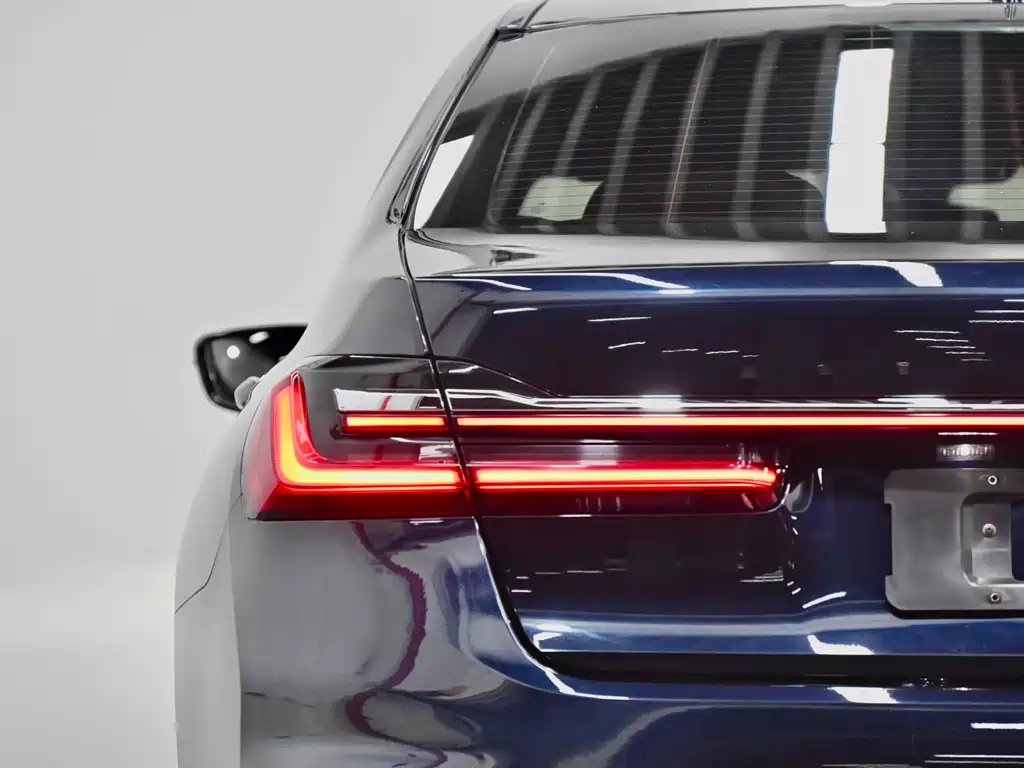 BMW 7 Series 2019 740Li Leading Edition M Sport Package