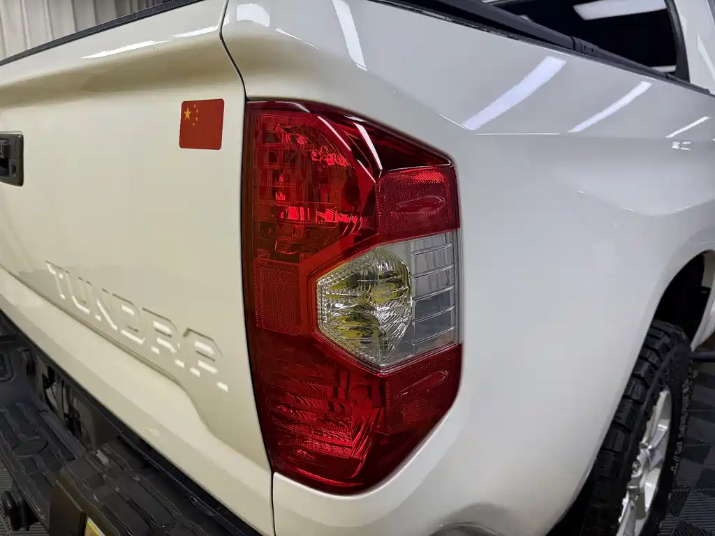 Tundra 2014 model 5.7L TRD Pro