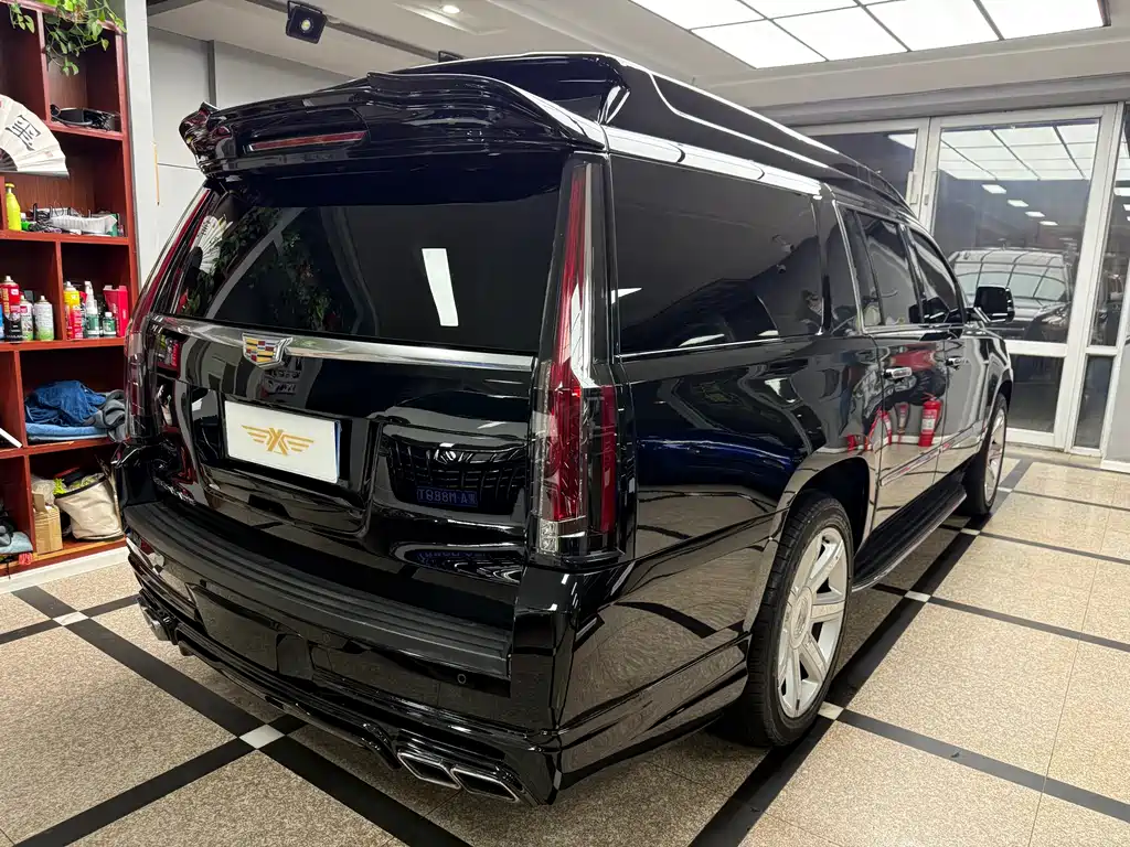 Escalade ESV Platinum Extended Length 2017