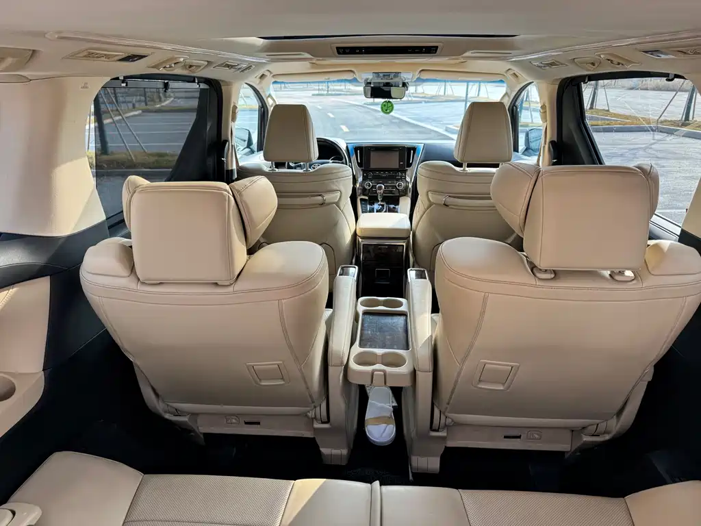 Alphard 2019 model Hybrid 2.5L Luxury Edition
