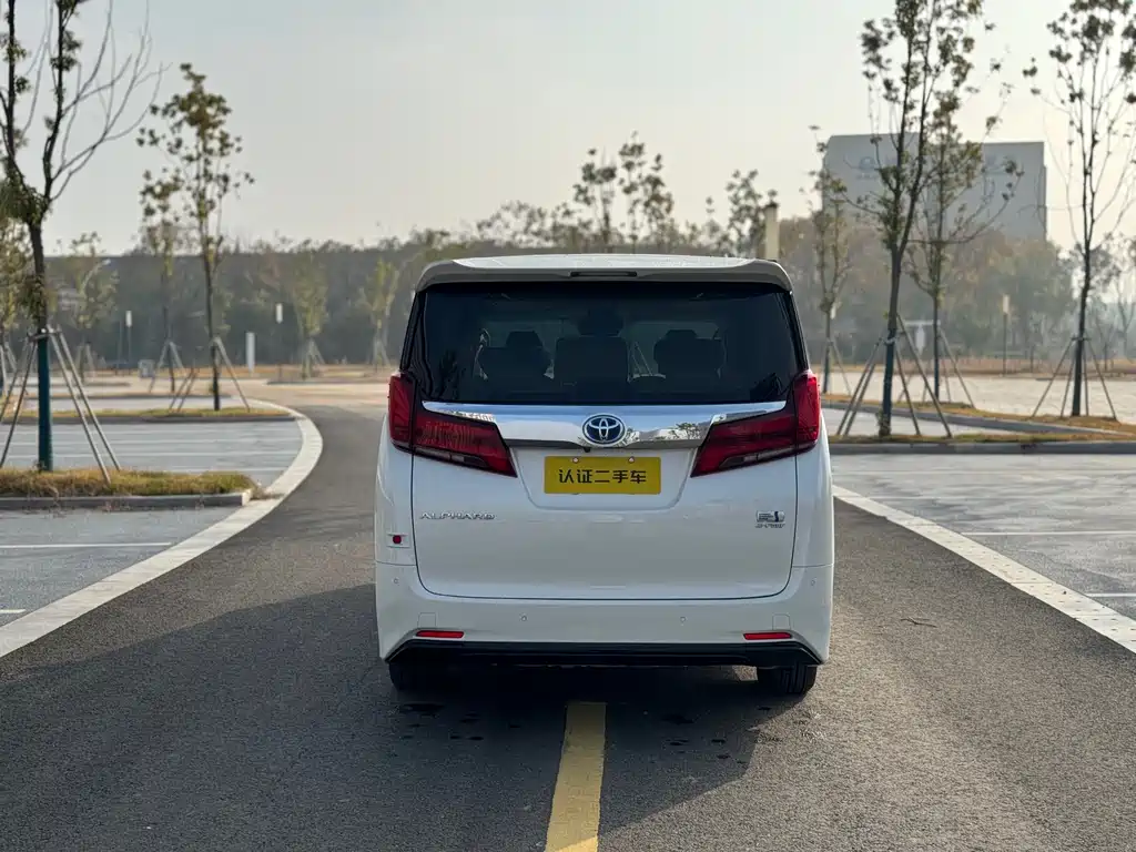 Alphard 2019 model Hybrid 2.5L Luxury Edition