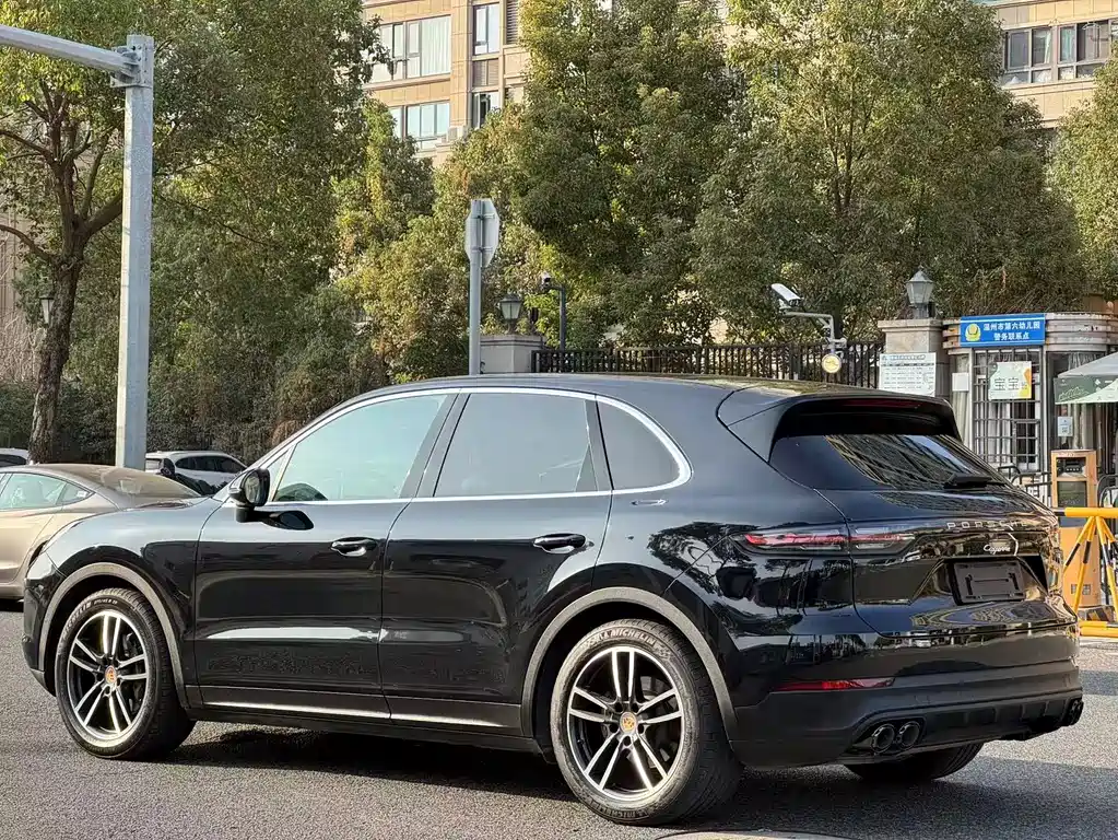 Cayenne 2018 3.0T