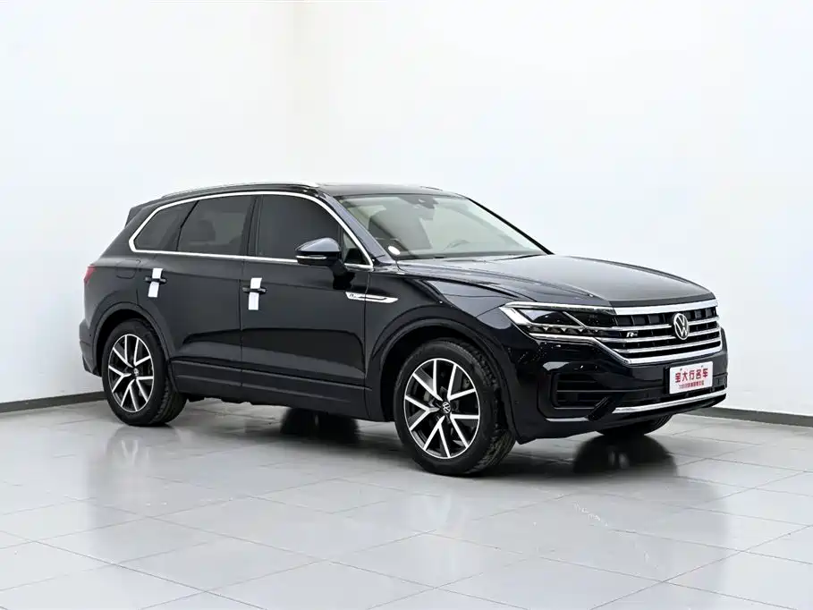 Touareg 2021 3.0 TSI Rishang Edition Classic Sport Package