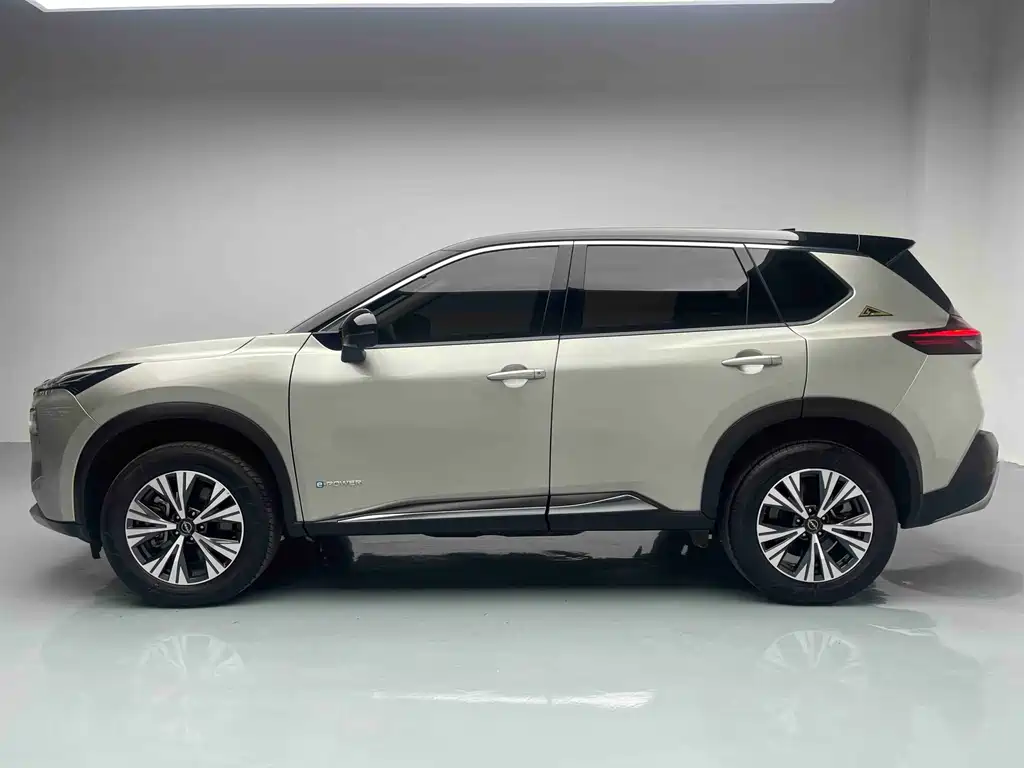 Qashqai 2023 e-POWER Super Hybrid Dual Motor 4WD Luxury Edition