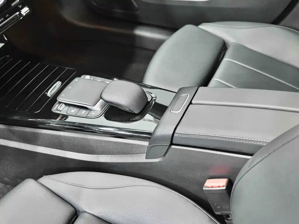 Mercedes-Benz A-Class 2022 A 200 L Sport Coupe Fashion Edition
