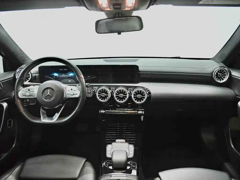 Mercedes-Benz A-Class 2022 A 200 L Sport Coupe Fashion Edition