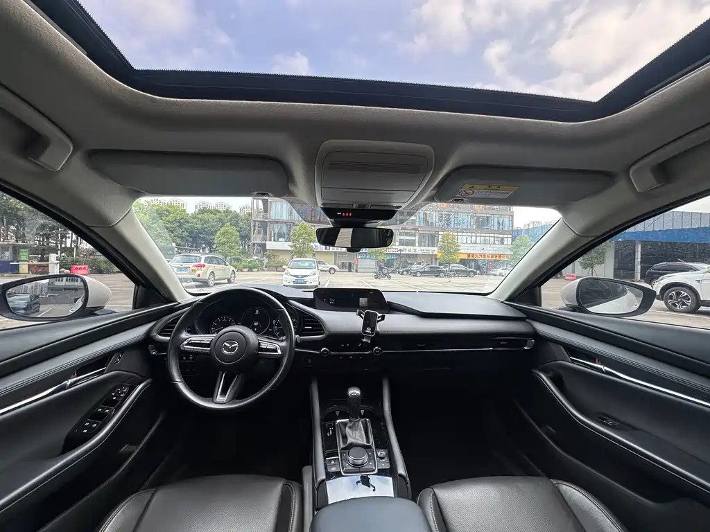 Mazda 3 Atenza 2022 2.0L Automatic Quality Edition