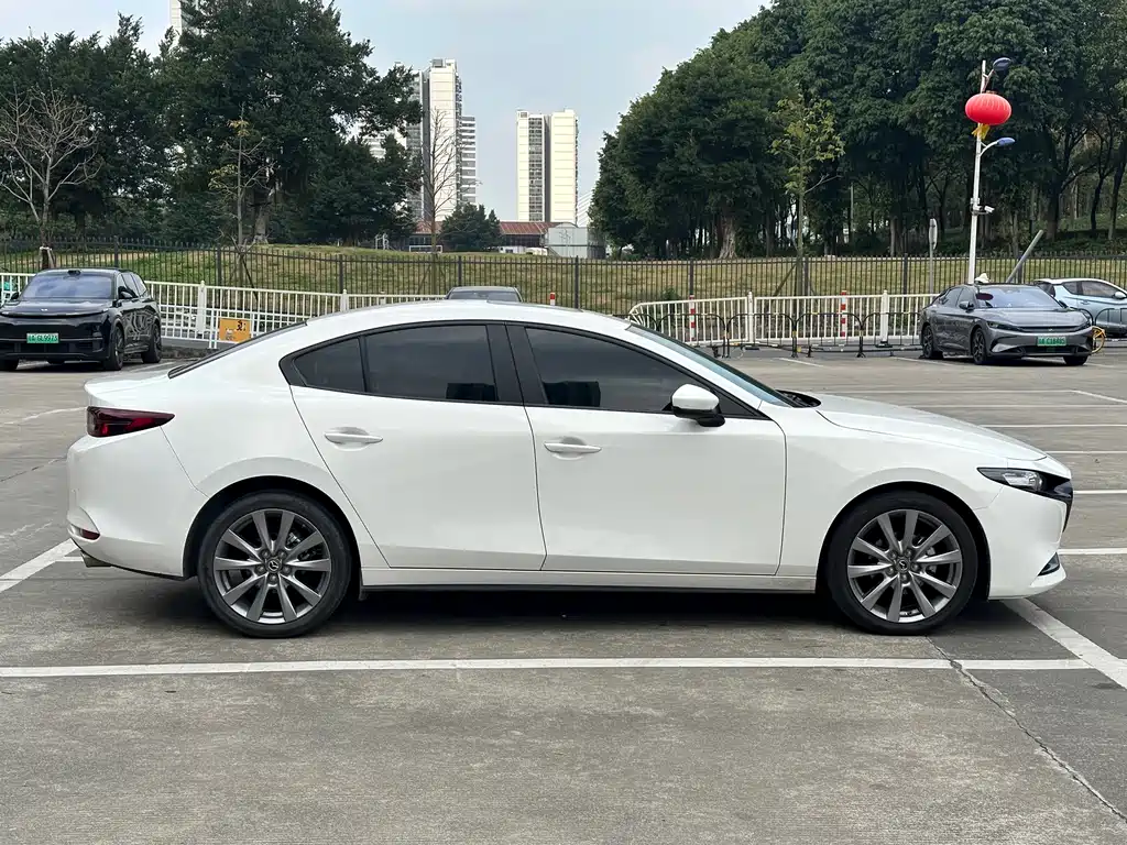 Mazda 3 Atenza 2022 2.0L Automatic Quality Edition