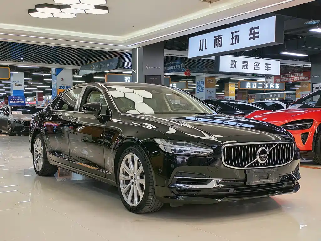 Volvo S90 Plug-in Hybrid 2019 T8 E-AWD Prestige Edition 3-seat National VI