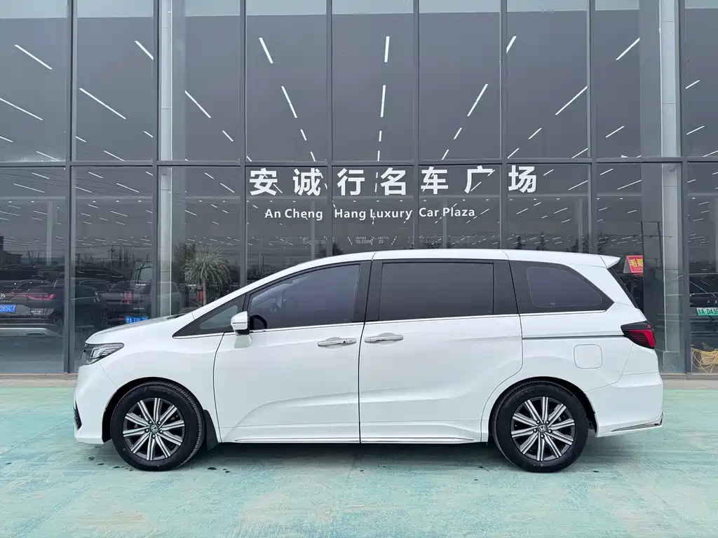 Odyssey 2022 2.0L e:HEV Shining Enjoyment Edition