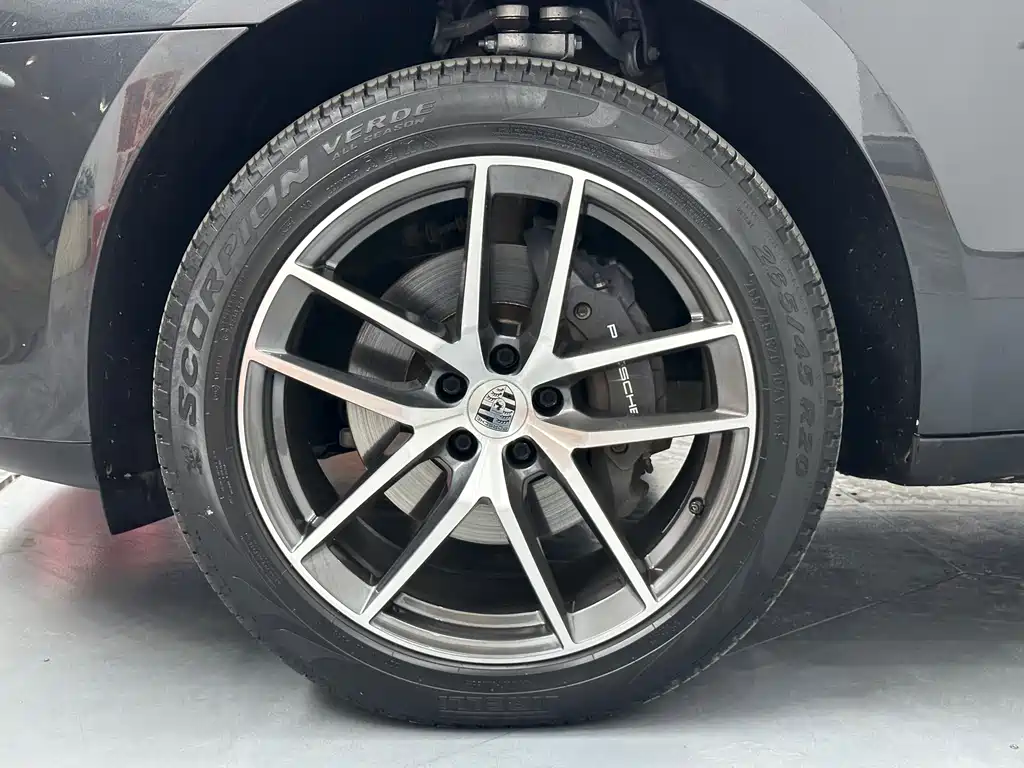 Macan 2022 2.0T