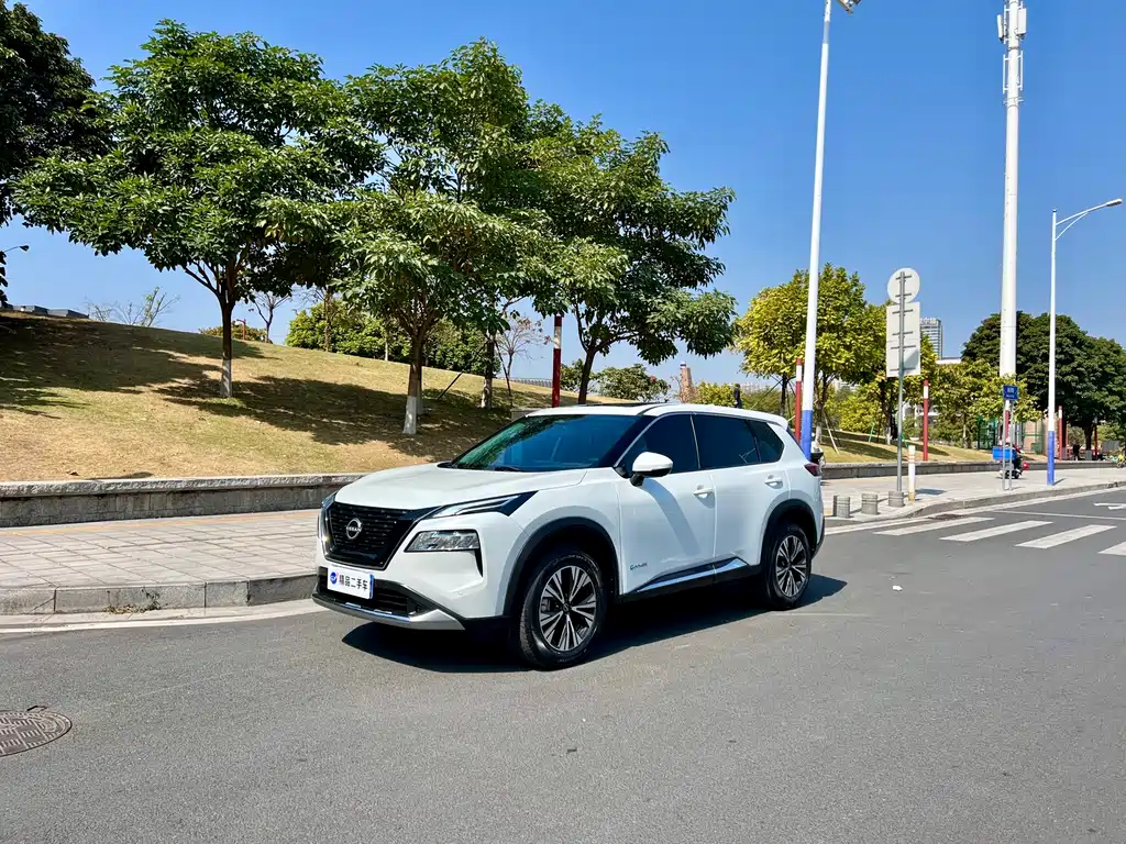 Qashqai 2023 e-POWER Hyper Hybrid Dual Motor 4WD Luxury Edition