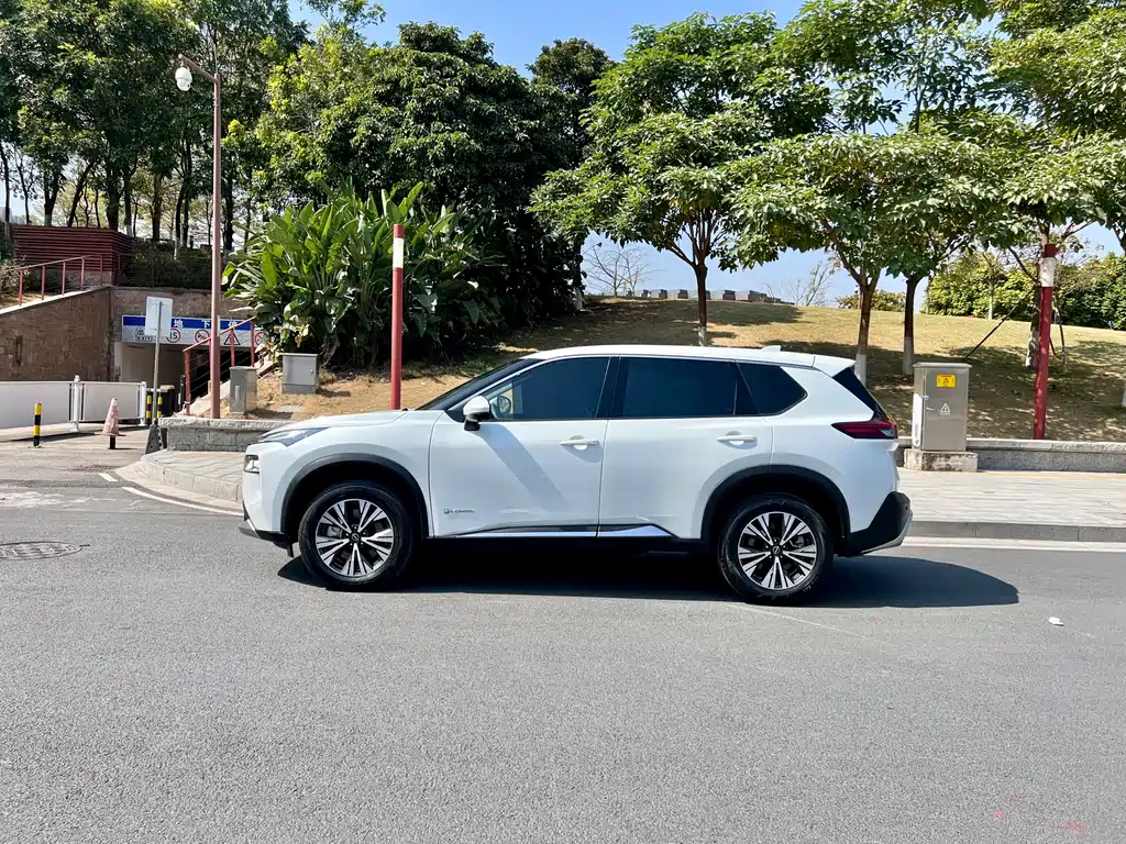 Qashqai 2023 e-POWER Hyper Hybrid Dual Motor 4WD Luxury Edition