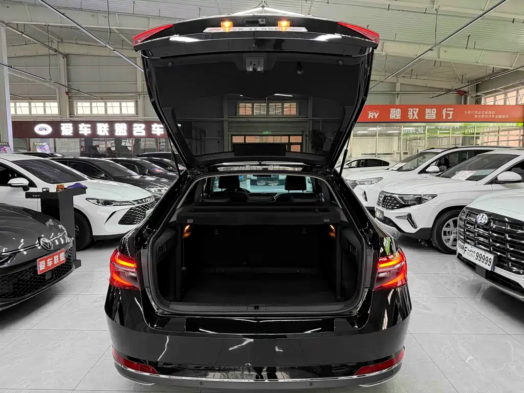 SUV 2022 TSI280 DSG Premium Edition