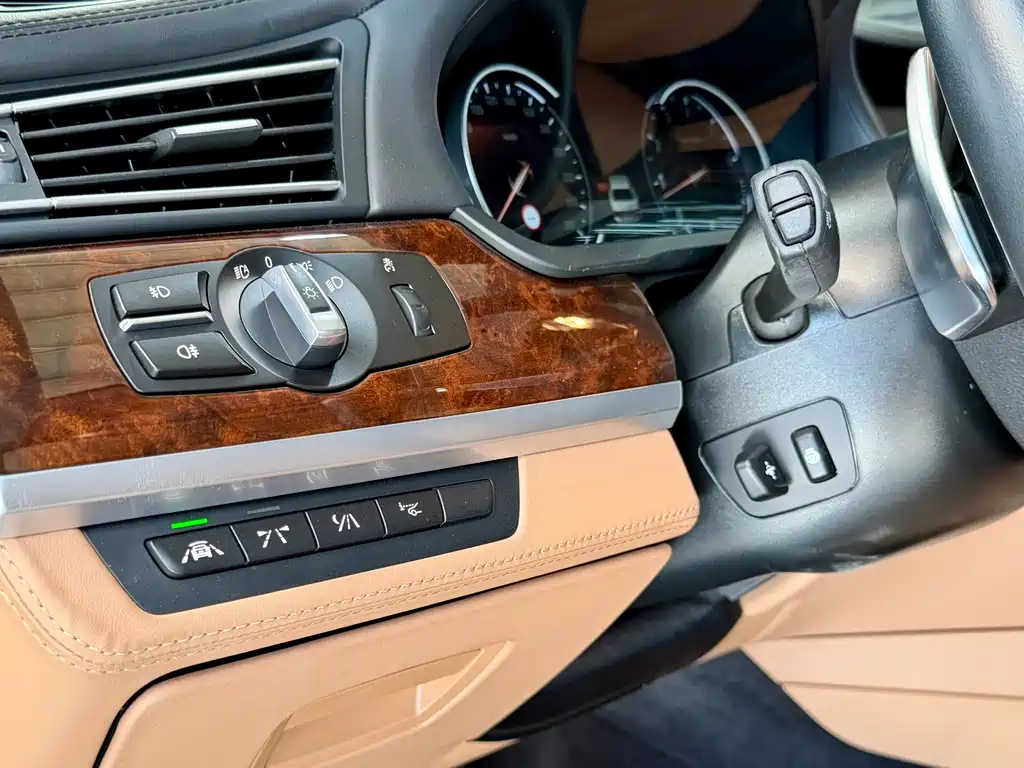 BMW 7 Series 2013 760Li
