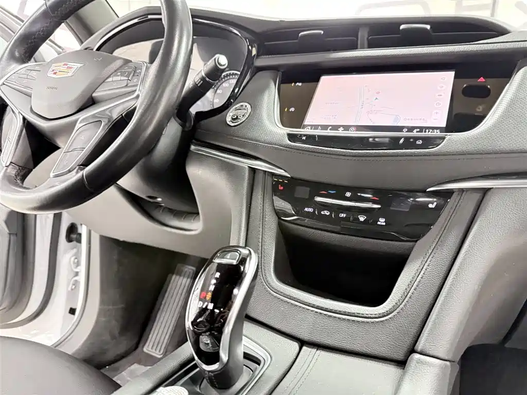 Cadillac XT5 2021 2.0T Two-Wheel Drive Luxury Edition