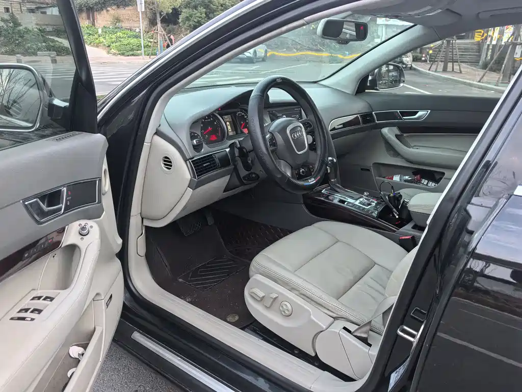 Audi A6L 2011 3.0 TFSI quattro Luxury Edition