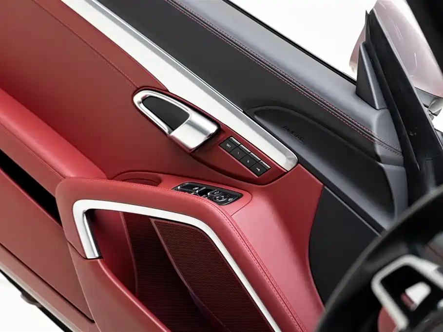 Porsche 718 Cayman 2.0T 2022 Model