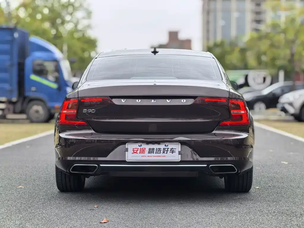 Volvo S90 2017 T4 Smart Edition
