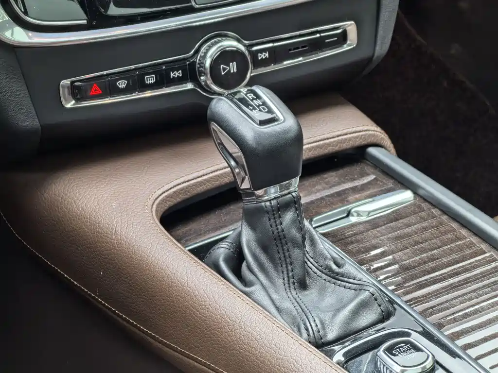 Volvo S90 2017 T4 Smart Edition