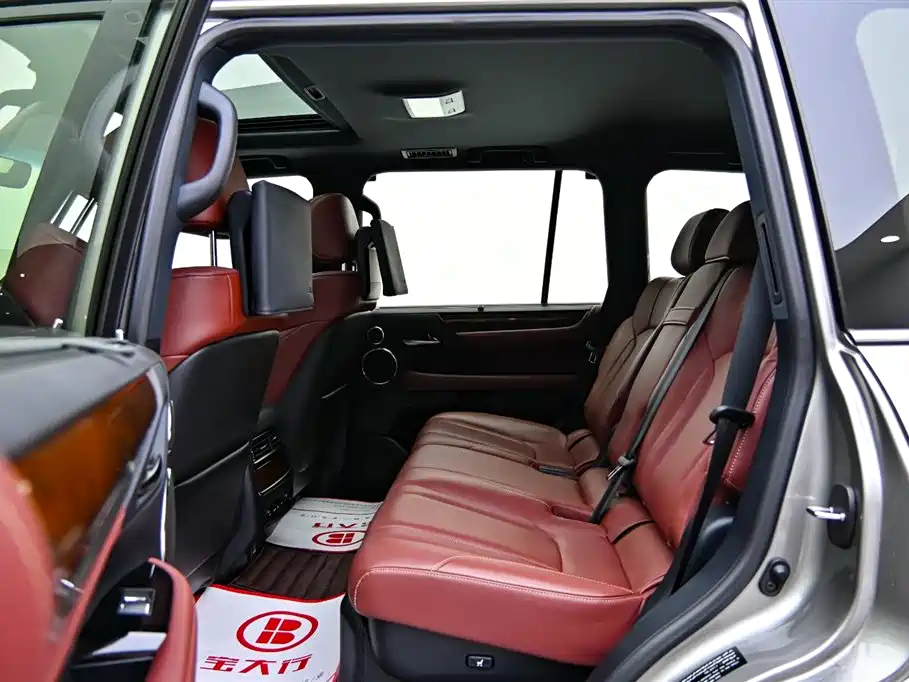 Lexus LX 2017 570 Luxury Edition