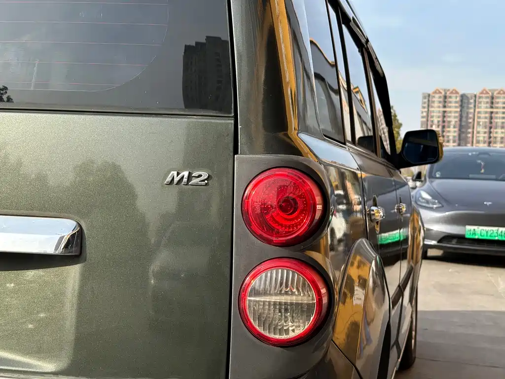 Changcheng M2 2014 Model 1.5L Manual Urban Edition