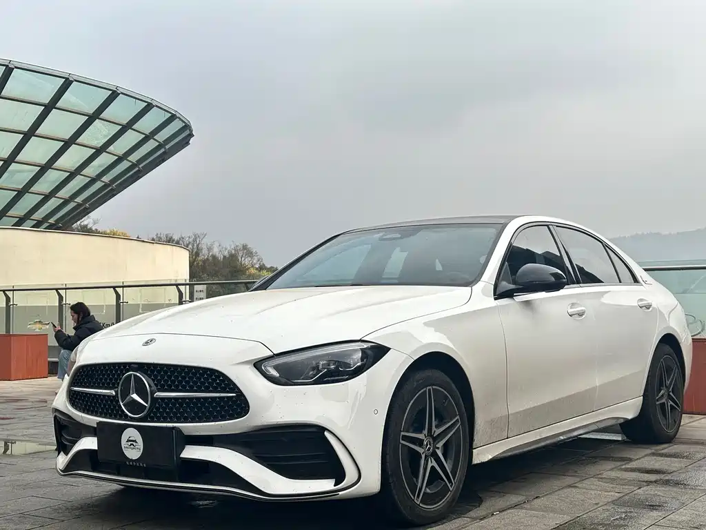 Mercedes-Benz C-Class 2024 C 260 L Night Move Edition