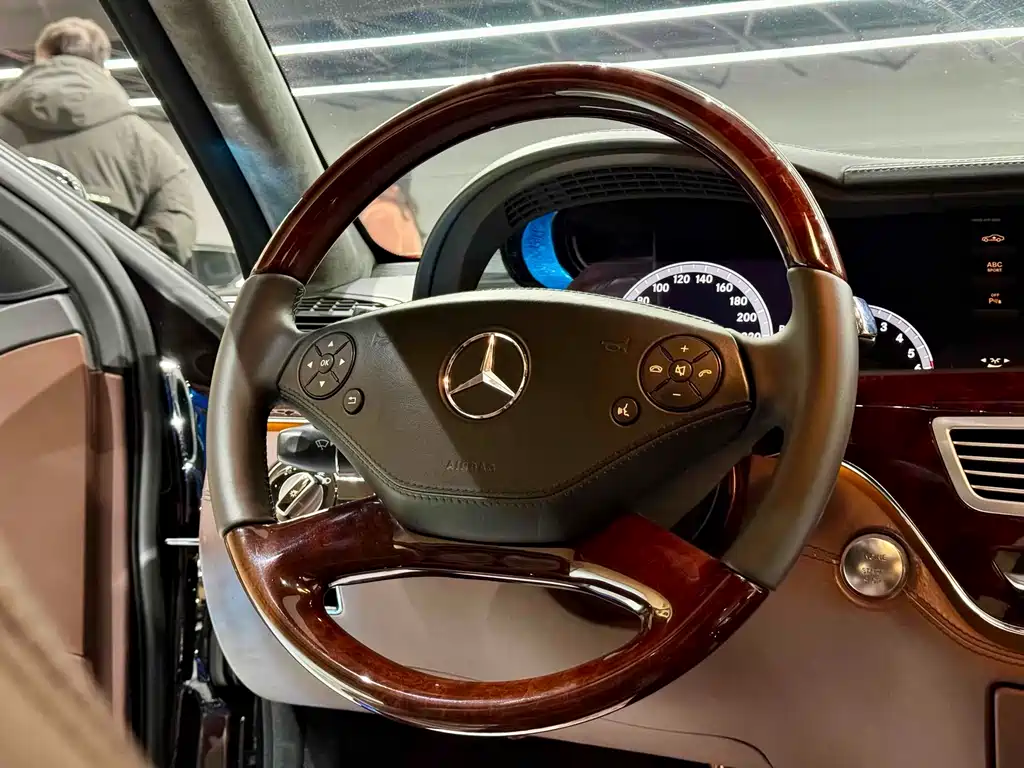 Mercedes S-Class 2010 S 600 L