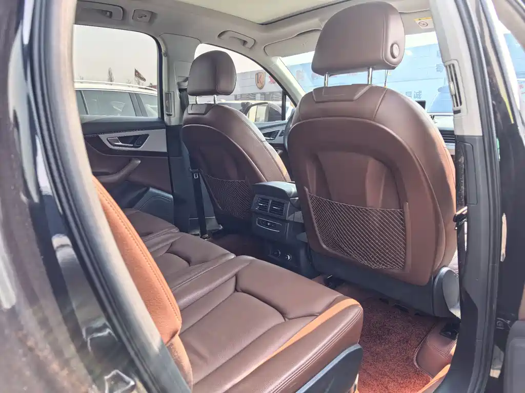 Audi Q7 2019 45 TFSI Comfort Edition
