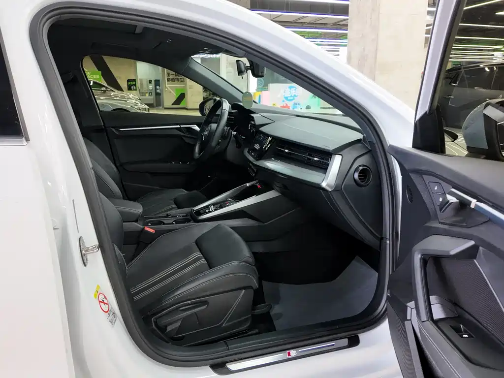 Audi A3 2021 Limo 35 TFSI Sporty Style