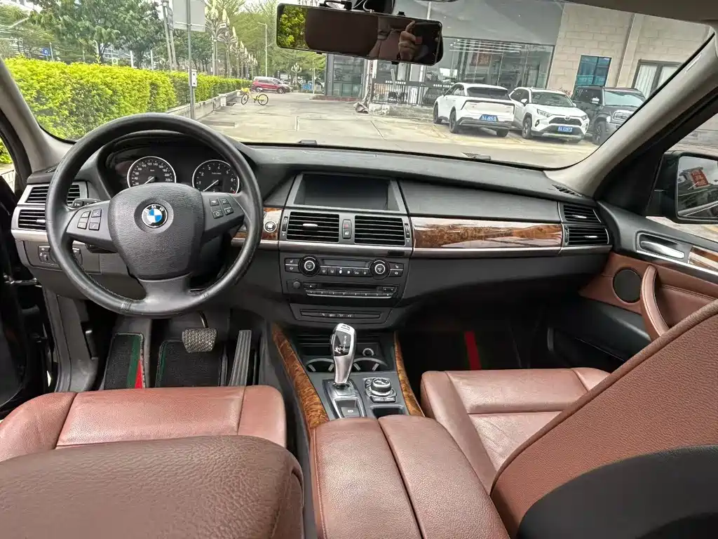 BMW X5 Imported 2011 model xDrive35i Leading Edition