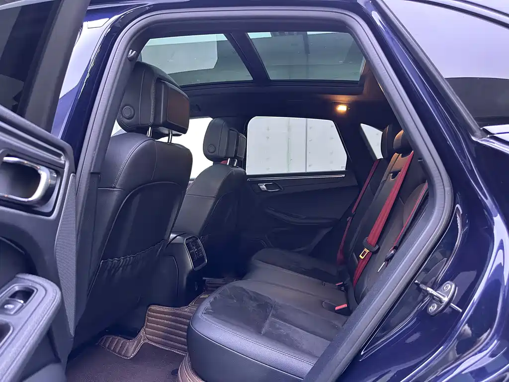 Macan 2018 2.0T