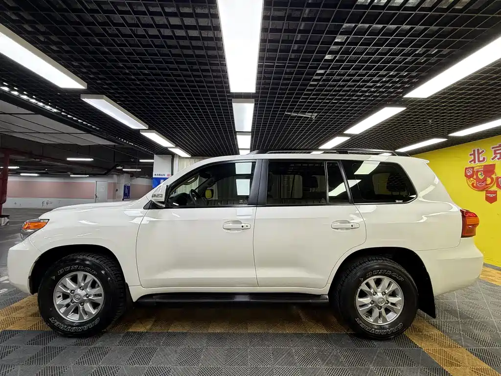 Land Cruiser 2012 4.0L Automatic VX