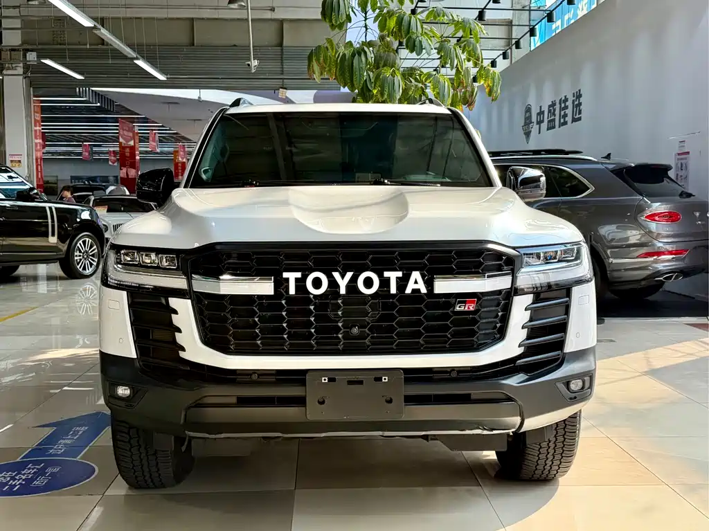 Land Cruiser (Import) LC300 2024 Model 3.5T Automatic